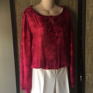 White House Black Market Ladies blouse